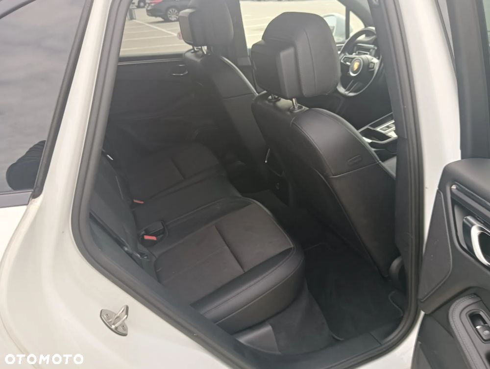 Porsche Macan Standard - 21