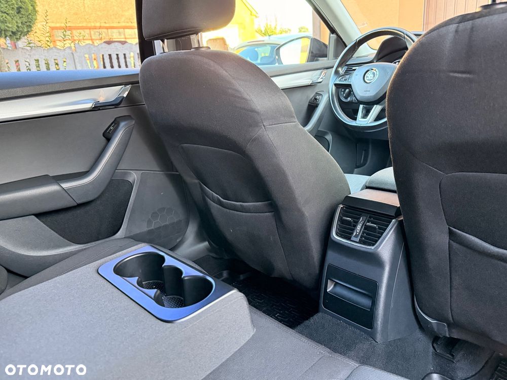 Skoda Octavia 2.0 TDI Drive DSG - 25