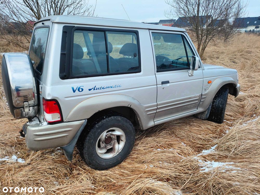 Hyundai Galloper - 4