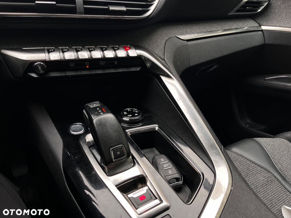 Peugeot 3008 - 9