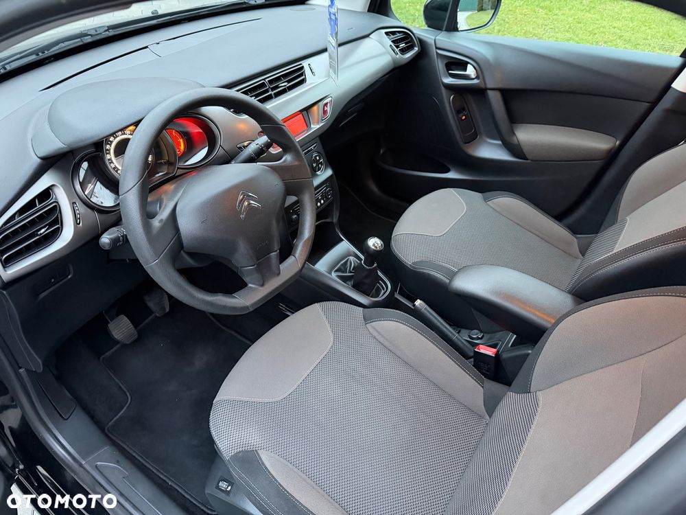 Citroën C3 Pure Tech 82 SHINE - 8