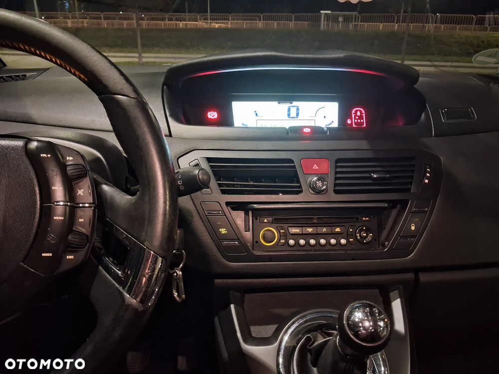 Citroën C4 Picasso - 6