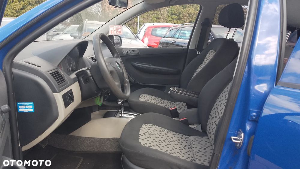 Skoda Fabia - 10