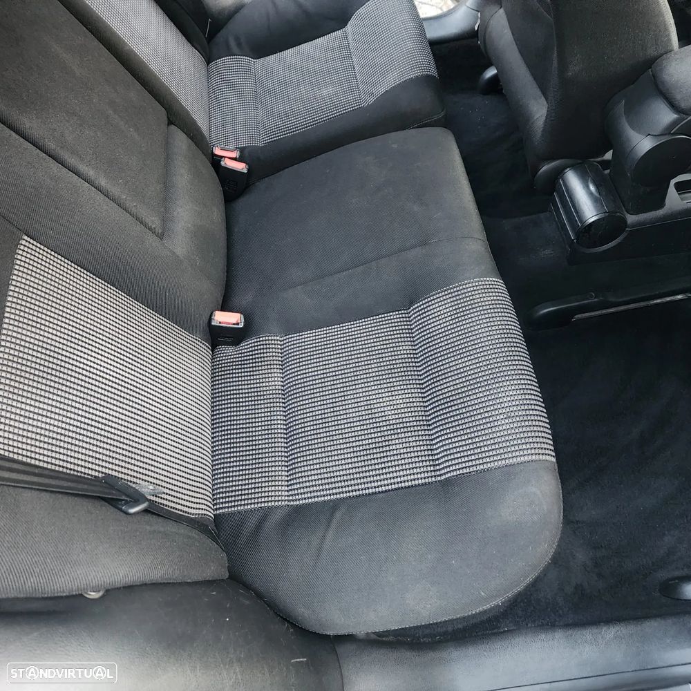 VW Golf 1.9 TDi GT Special - 14