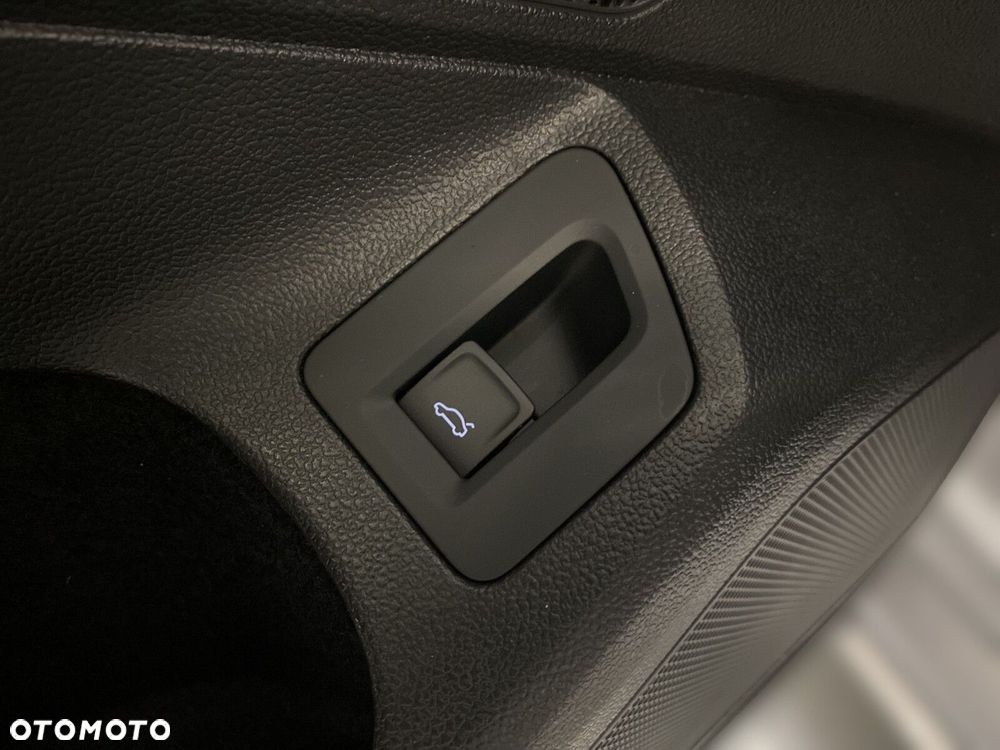 Volkswagen Passat - 31