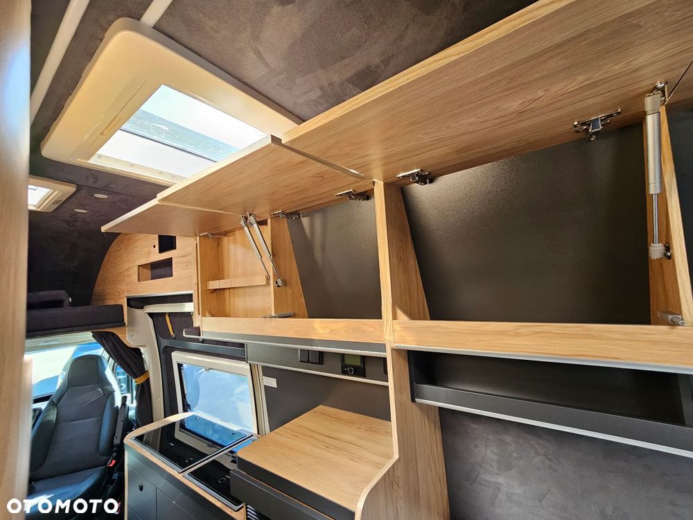 Globe-Traveller Voyager Z - 21