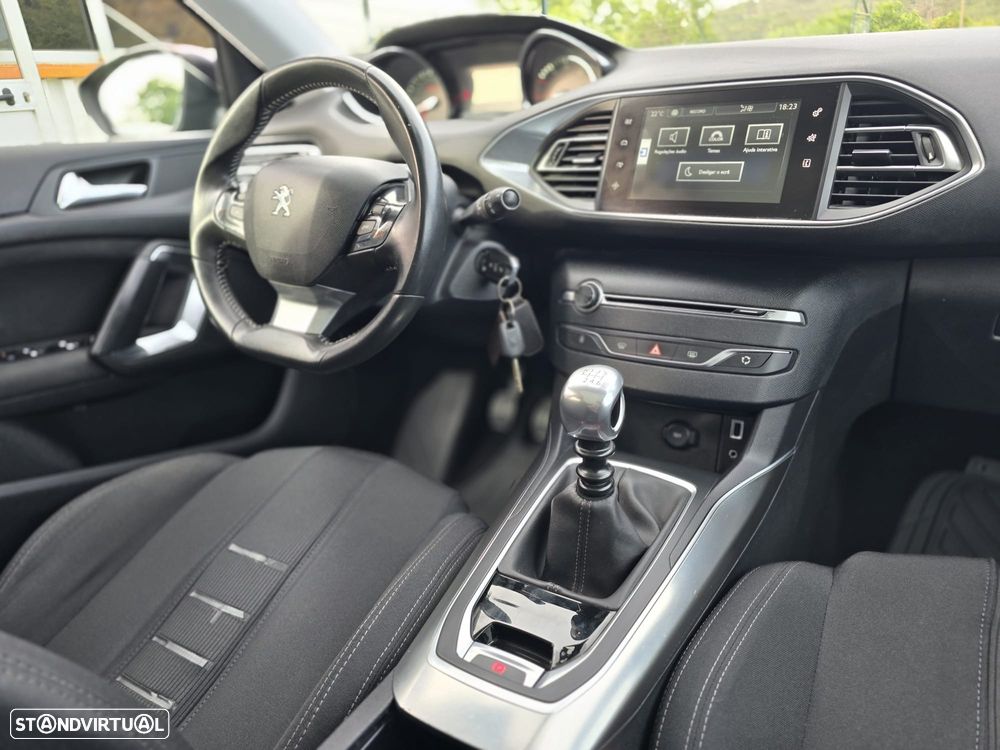 Peugeot 308 SW 1.6 e-HDi Active CVM6 - 10