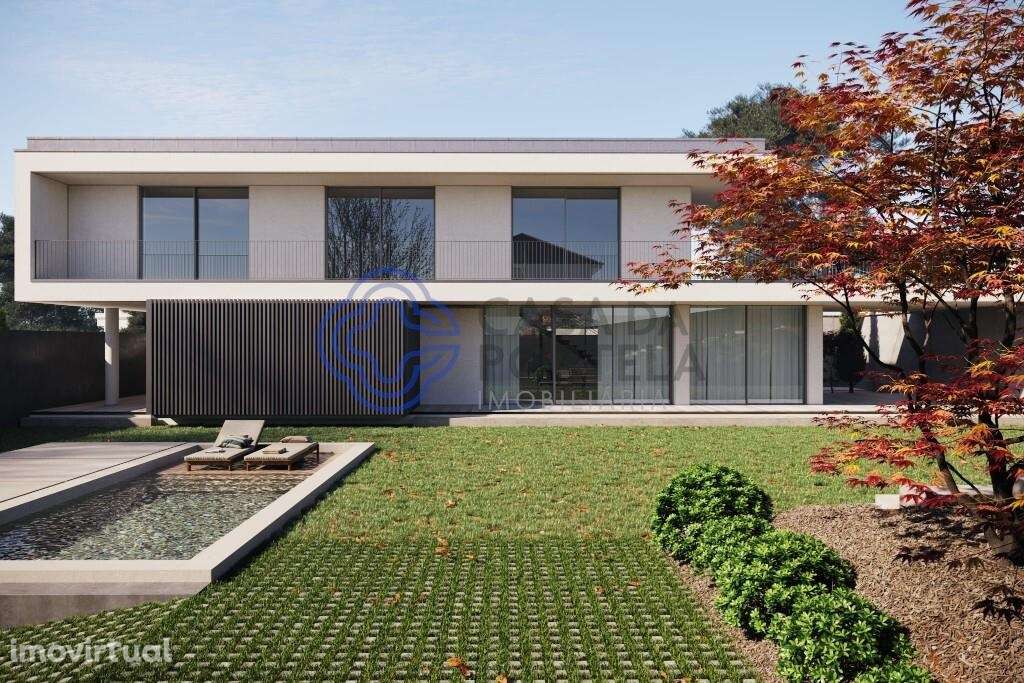 Casa de luxo, com jardins e piscina , design moderno, acabamentos  de - Grande imagem: 2/35