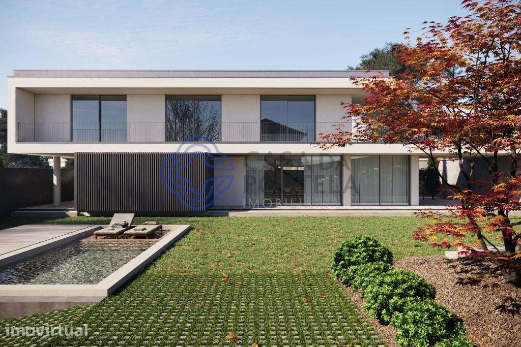 Casa de luxo, com jardins e piscina , design moderno, acabamentos  de - Grande imagem: 2/36