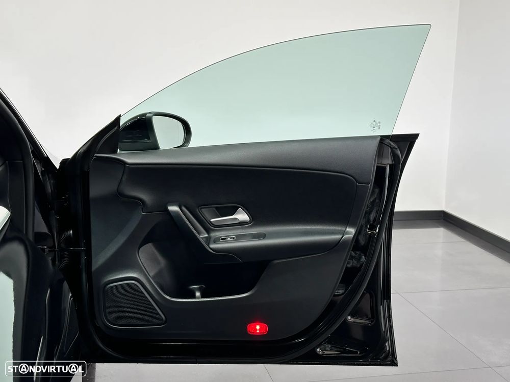 Mercedes-Benz CLA 180 d Shooting Brake Progressive Aut. - 37