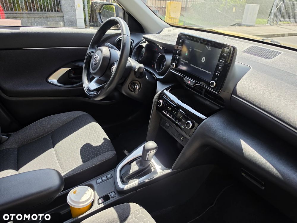 Toyota Yaris Cross Hybrid 1.5 Comfort - 17