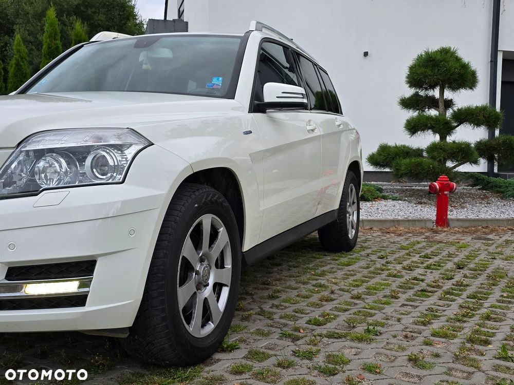 Mercedes-Benz GLK - 25