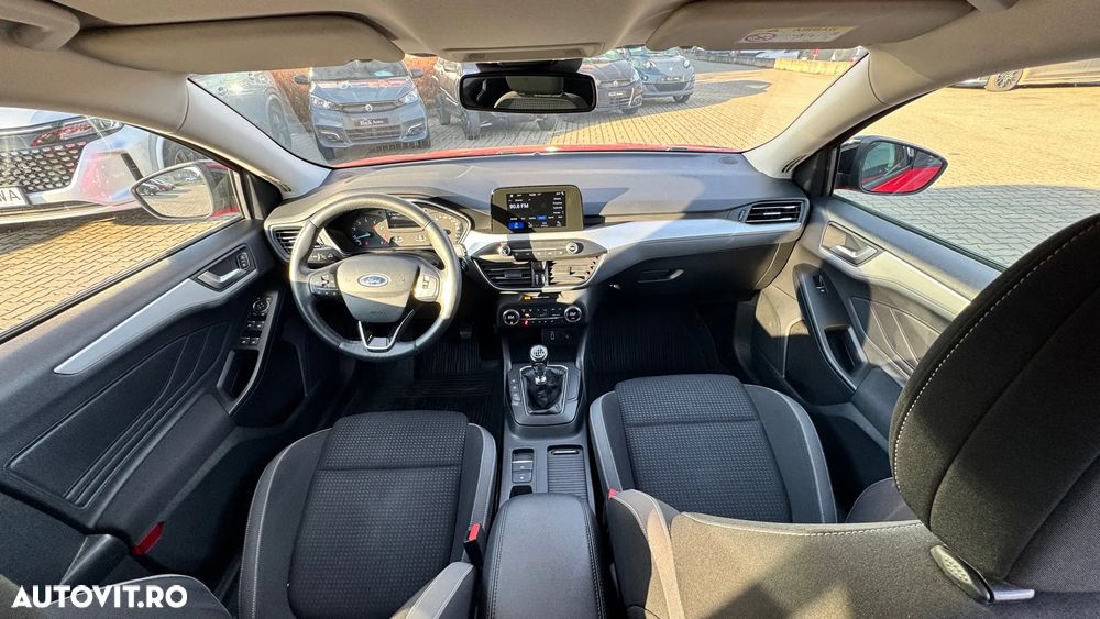 Ford Focus 1.0 EcoBoost Titanium - 19
