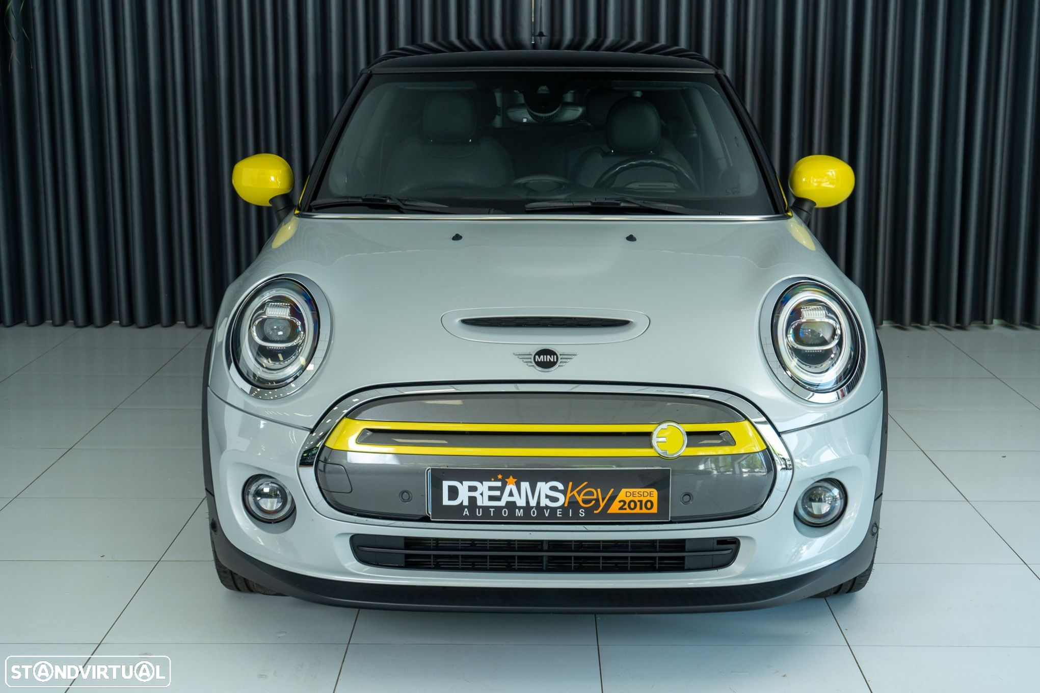 MINI 3 Portas Cooper SE Premium Essential - 3