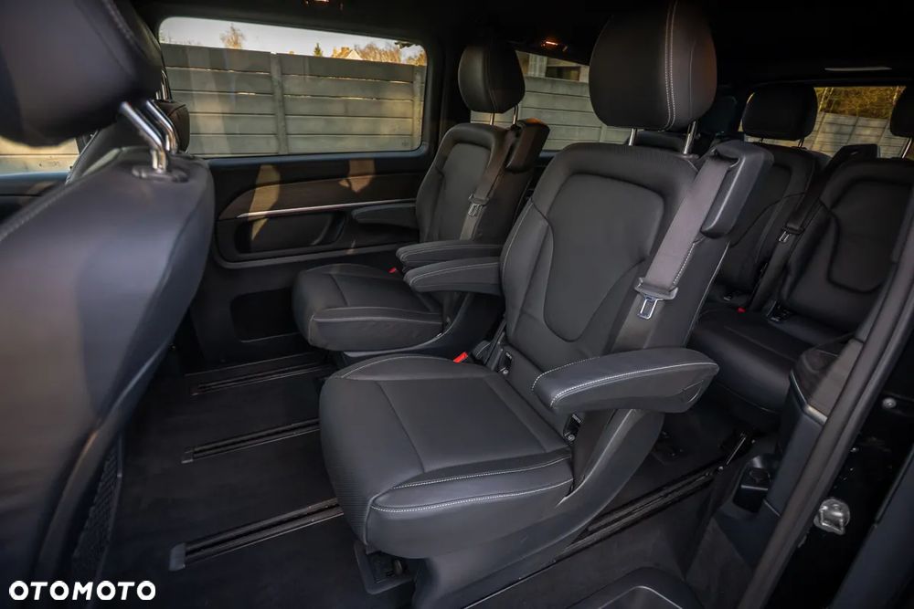 Mercedes-Benz Klasa V 250 d extralang 9G-TRONIC Avantgarde - 20