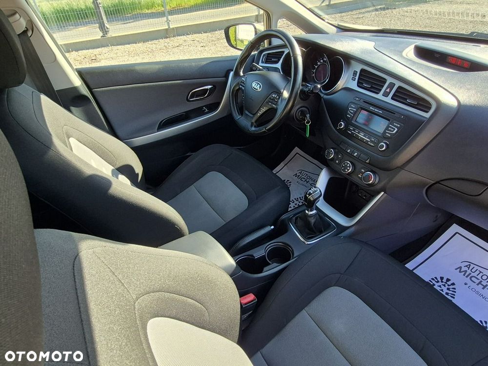 Kia Ceed - 35