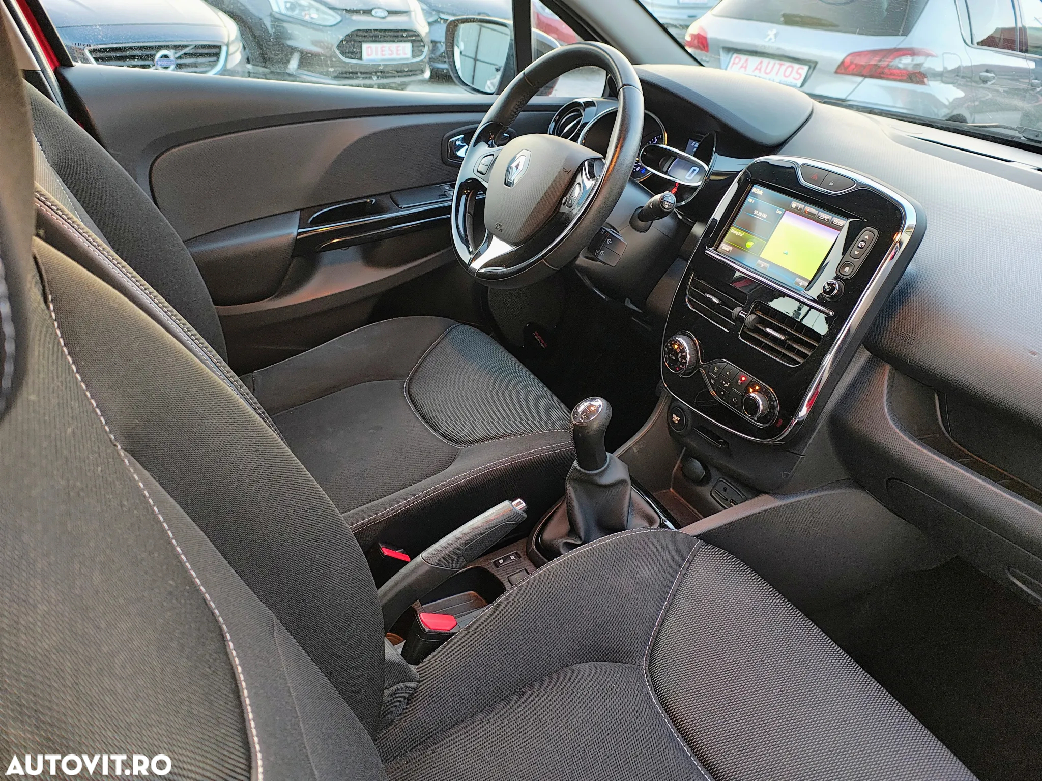 Renault Clio Energy dCi 90 Start & Stop Luxe - 4