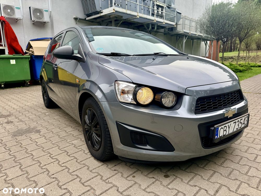 Chevrolet Aveo - 2