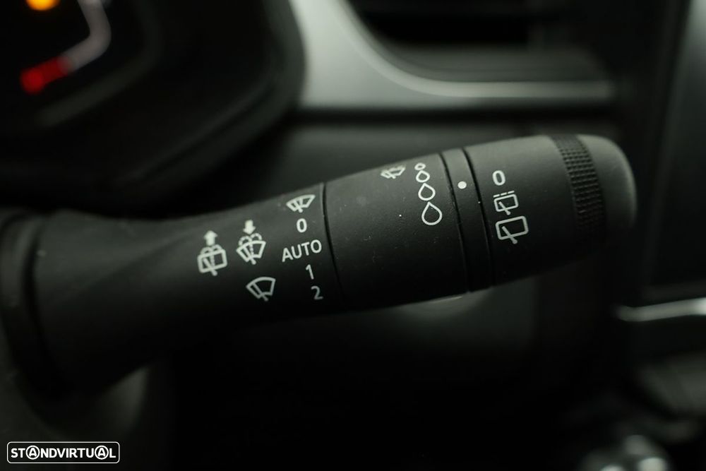 Renault Captur 1.0 TCe Techno Bi-Fuel - 19