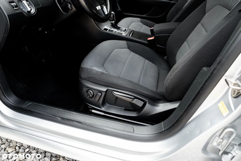 Volkswagen Passat Variant 1.8 TSI DSG Comfortline - 20