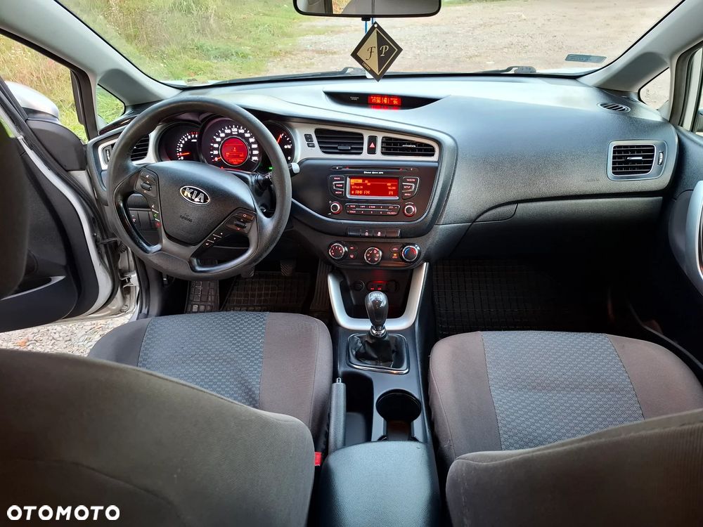 Kia Ceed 1.4 M - 12