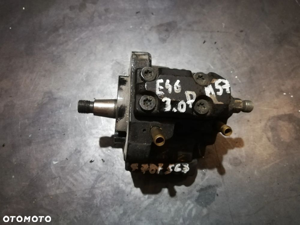 POMPA WTRYSKOWA BMW E38 E39 E46 3,0D 7787563 - 1