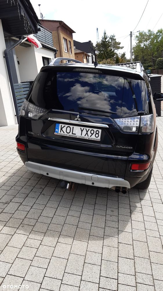 Mitsubishi Outlander 2.0 DID Intense + - 3
