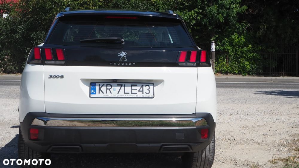 Peugeot 3008 1.2 PureTech Allure S&S - 5