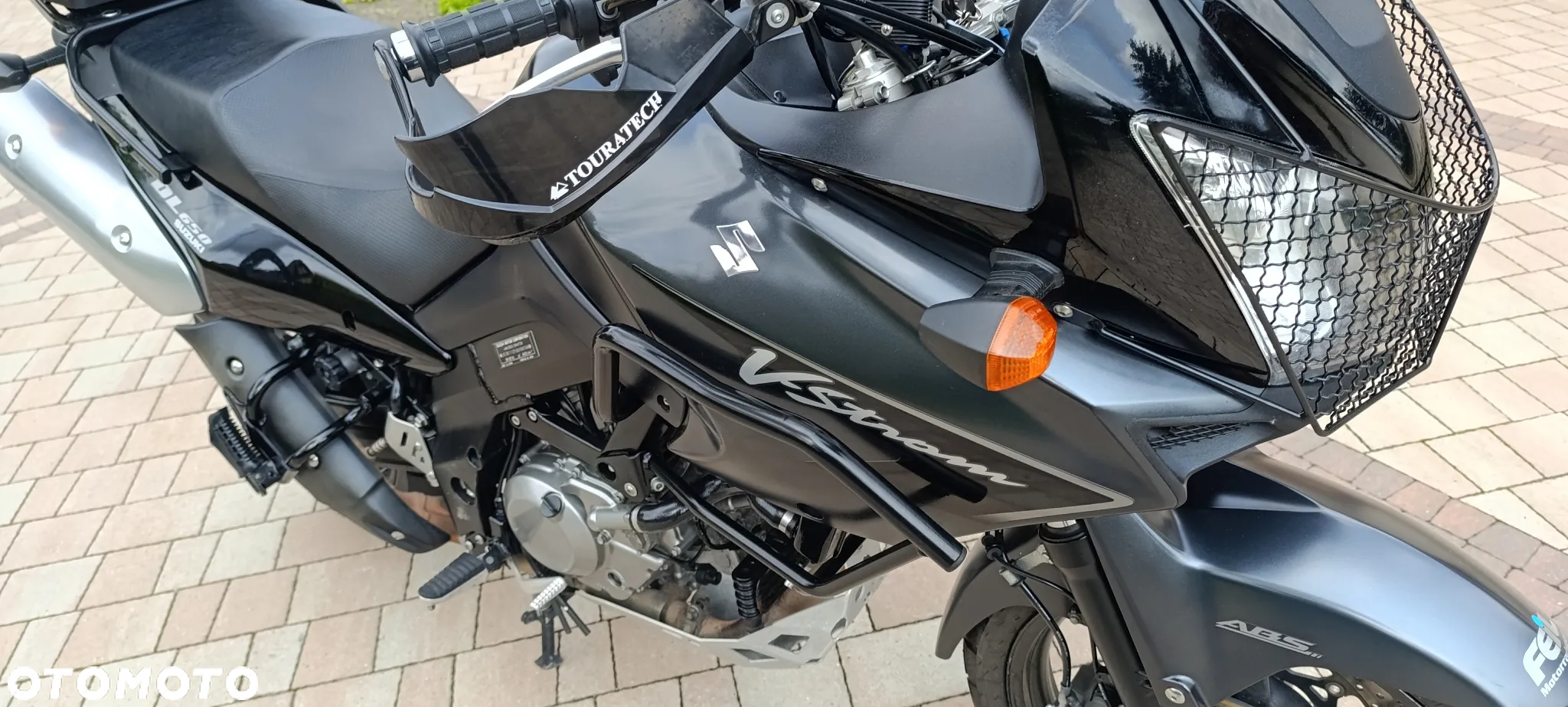 Suzuki V-STROM - 19