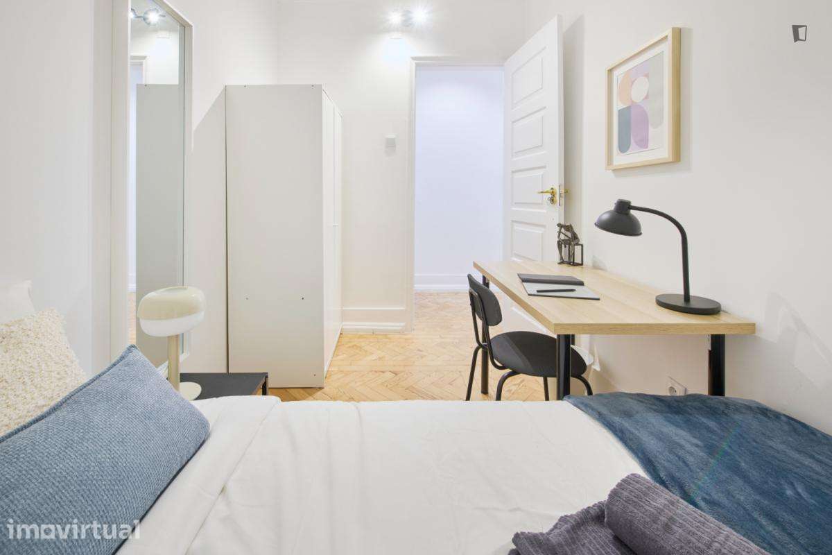 Quarto - localizado em Entrecampos Lisbon - Grande imagem: 4/46
