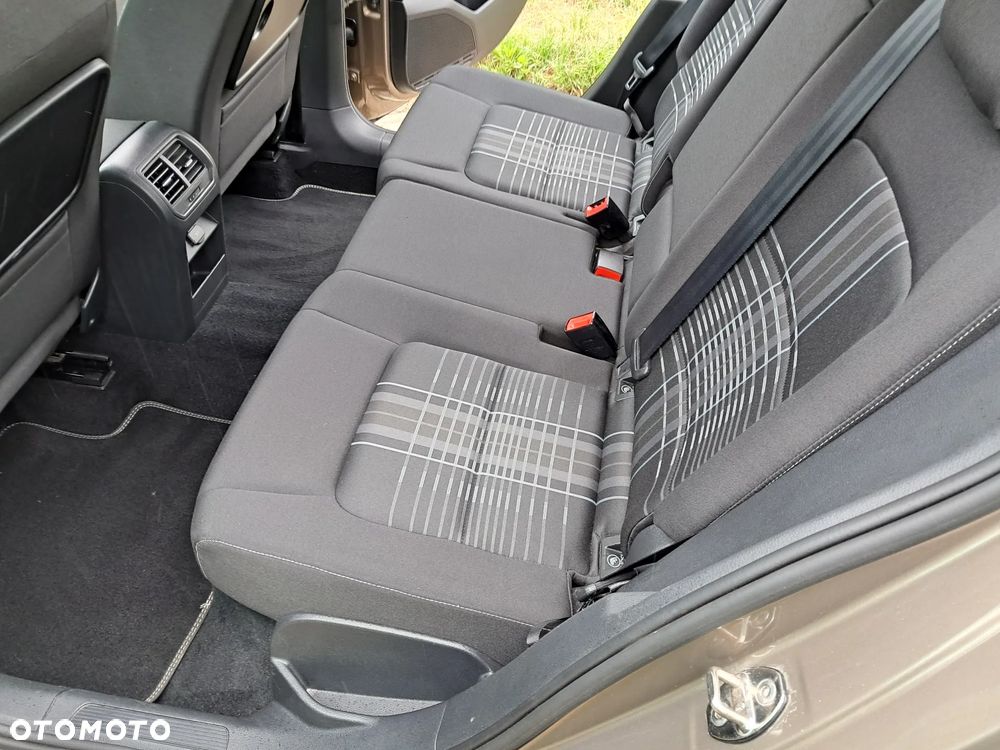 Volkswagen Golf Sportsvan - 18