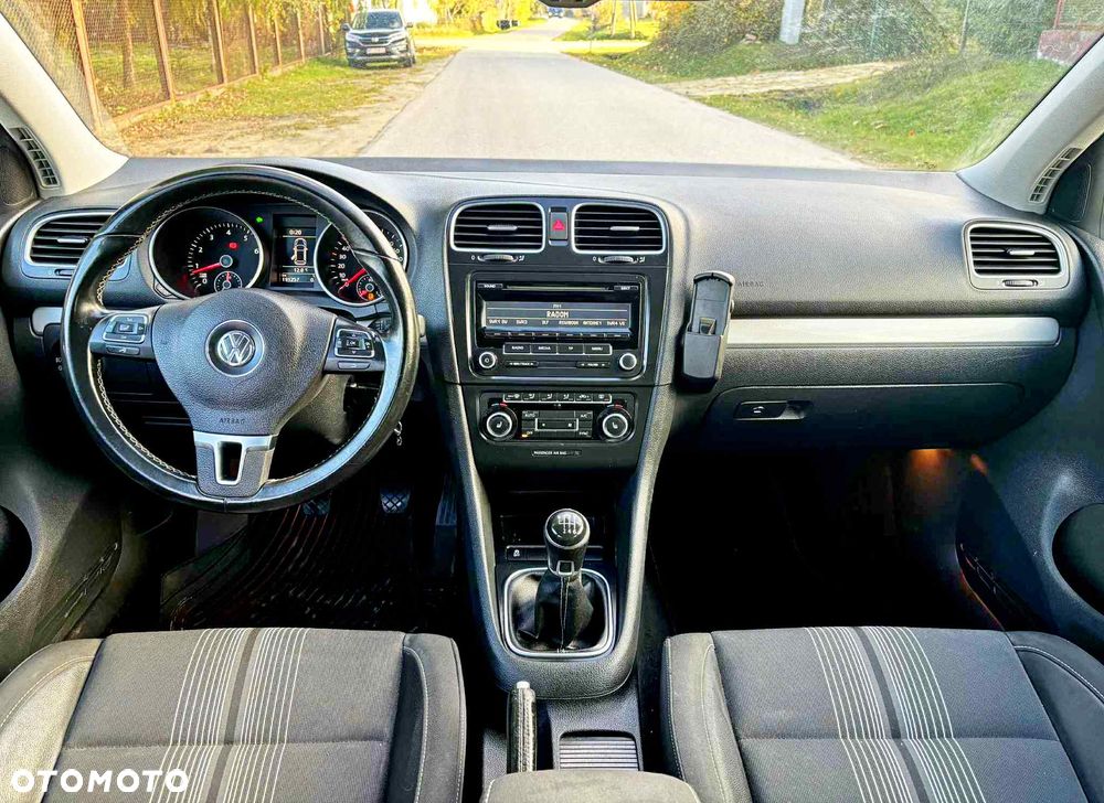 Volkswagen Golf 1.2 TSI MATCH - 11