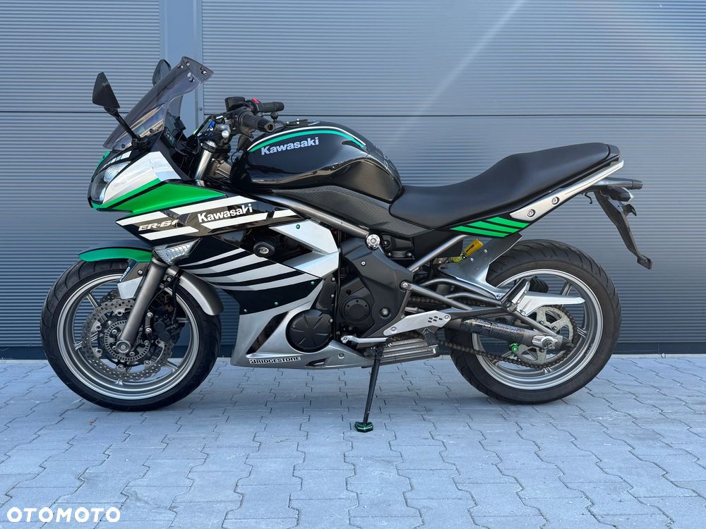 Kawasaki ER - 10