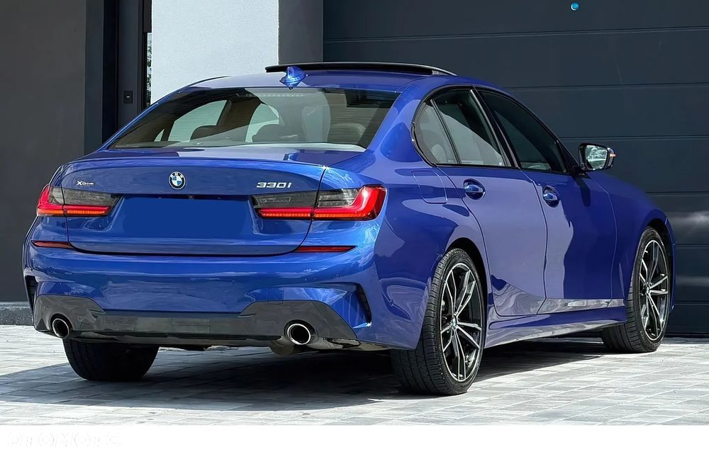 BMW Seria 3 330i xDrive Edition M Sport Shadow - 6
