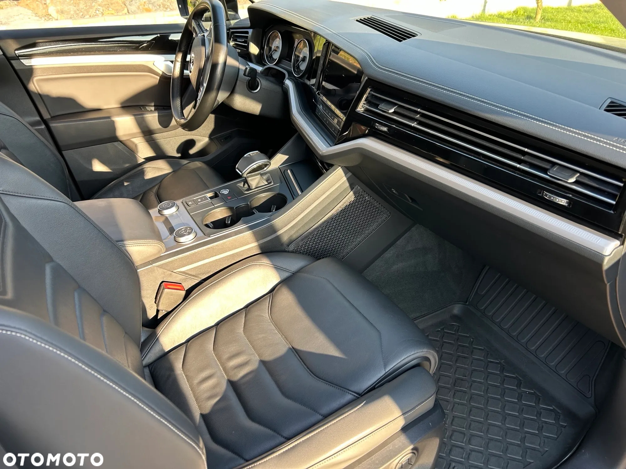 Volkswagen Touareg - 10