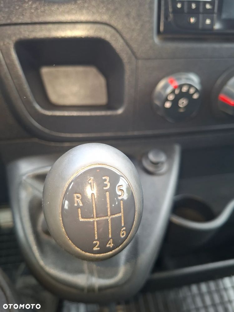 Opel MOVANO - 16