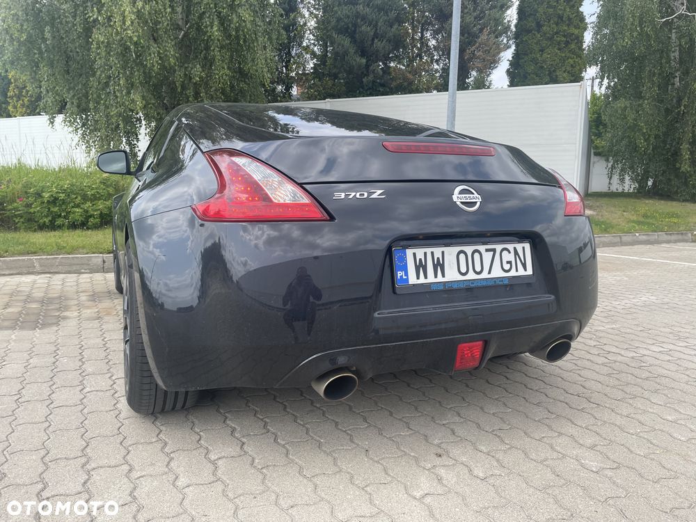 Nissan 370 Z Standard - 6