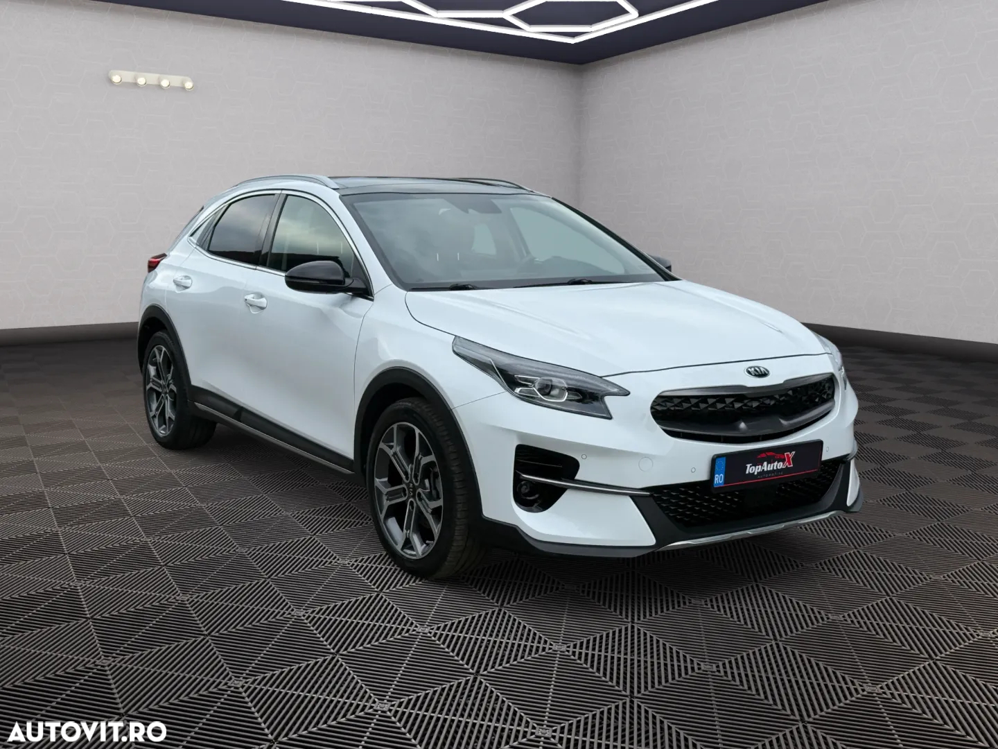 Kia XCeed 1.6 GDI DCT6 OPF Plug-in-Hybrid PLATINUM - 11