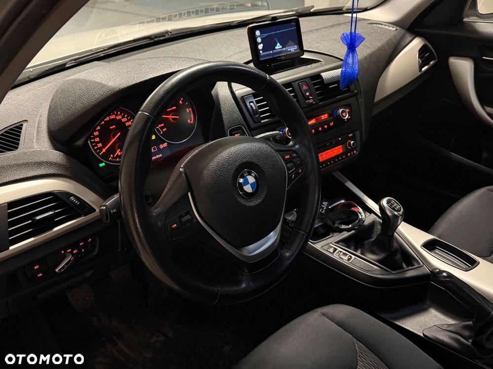 BMW Seria 1 116d EfficientDynamics Sport Line - 19