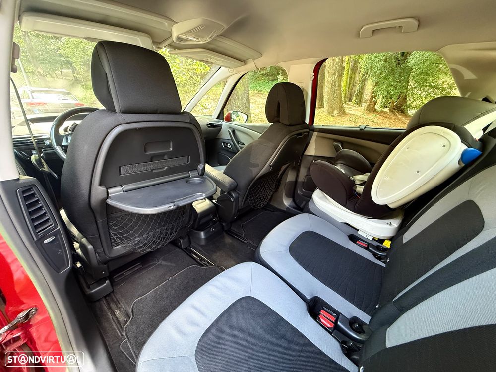 Citroën C4 Picasso 1.6 e-HDi Collection ETG6 J17 - 10