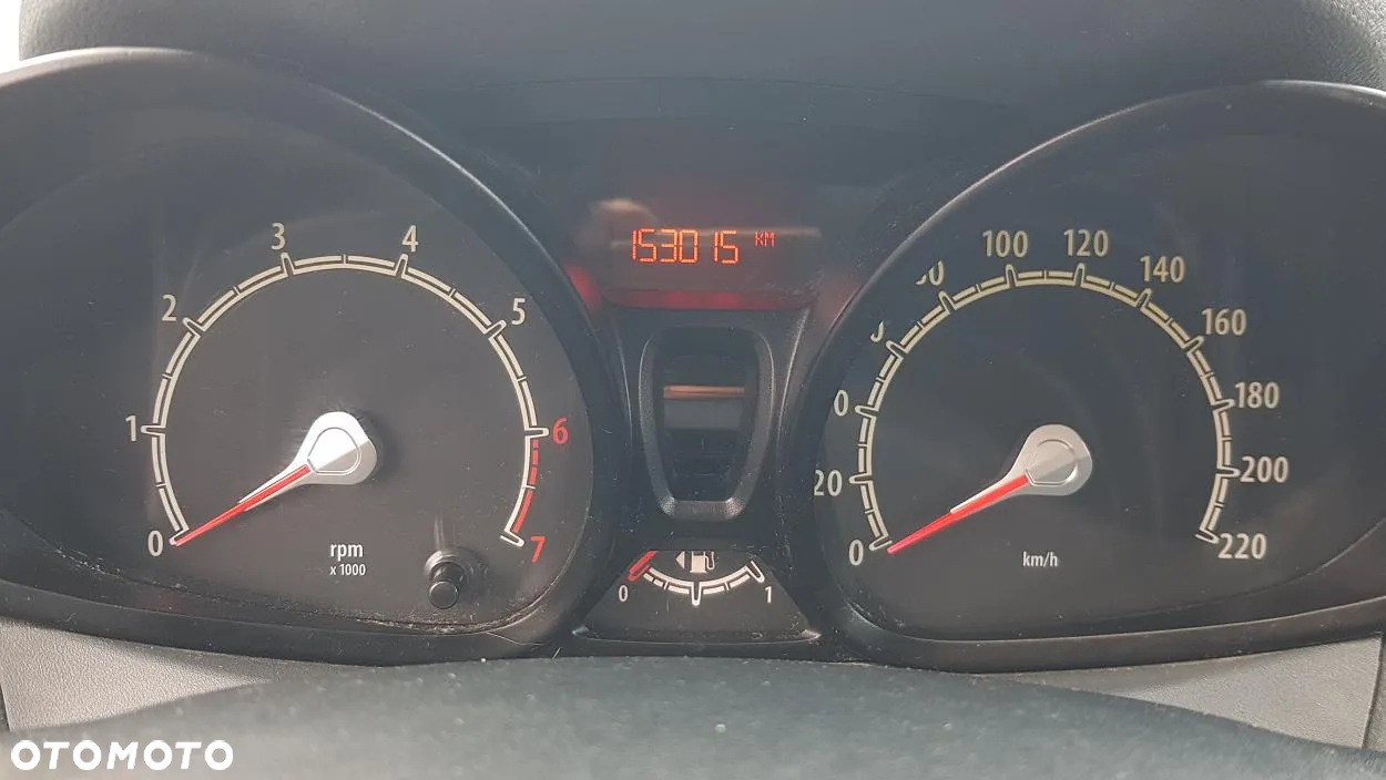 Ford Fiesta 1.25 Ambiente - 28