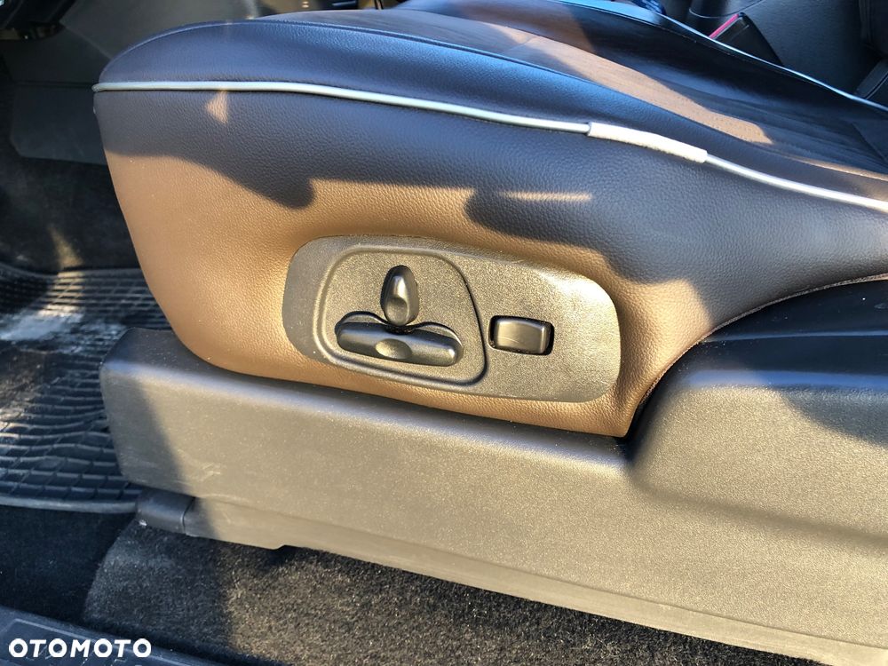 Mitsubishi Pajero 3.2 DID Intense - 11