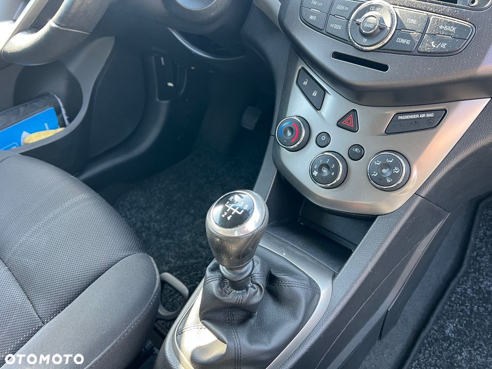 Chevrolet Aveo 1.6 LTZ - 12