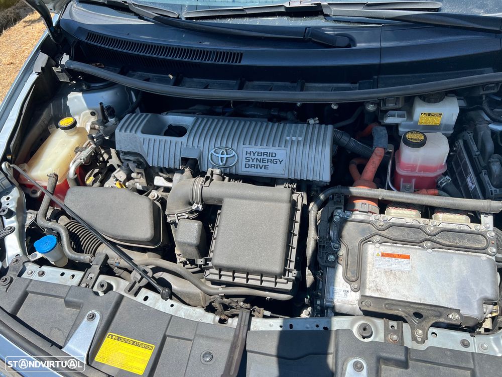 Toyota Auris 1.8 HSD Comfort+Navi - 16