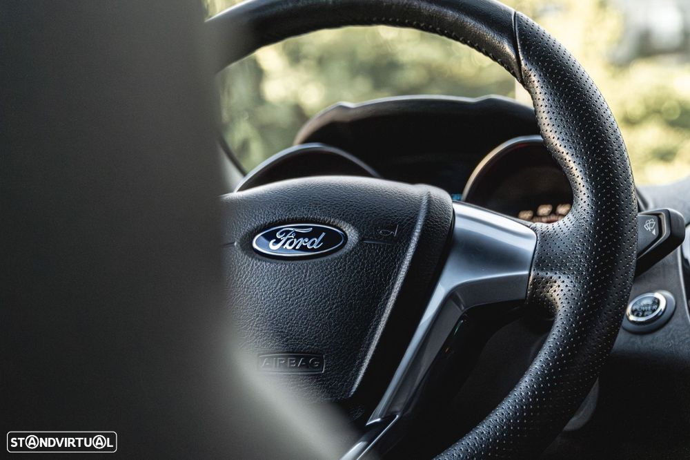 Ford Fiesta - 11