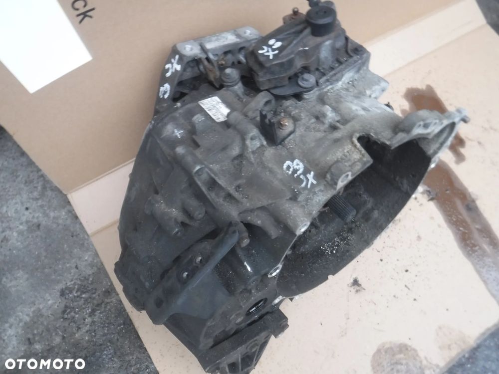 Volvo XC60 I  2.4 D5 FWD skrzynia biegow  9G9R7002KB 9G9R 7002 KB - 6
