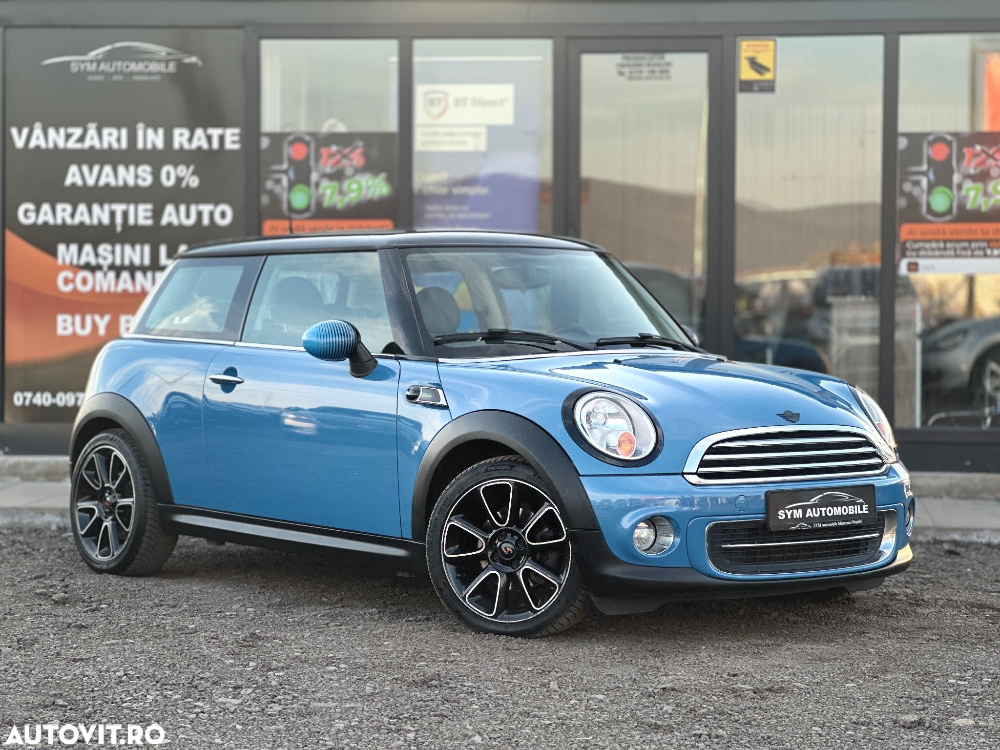 Mini Cooper Standard - 1