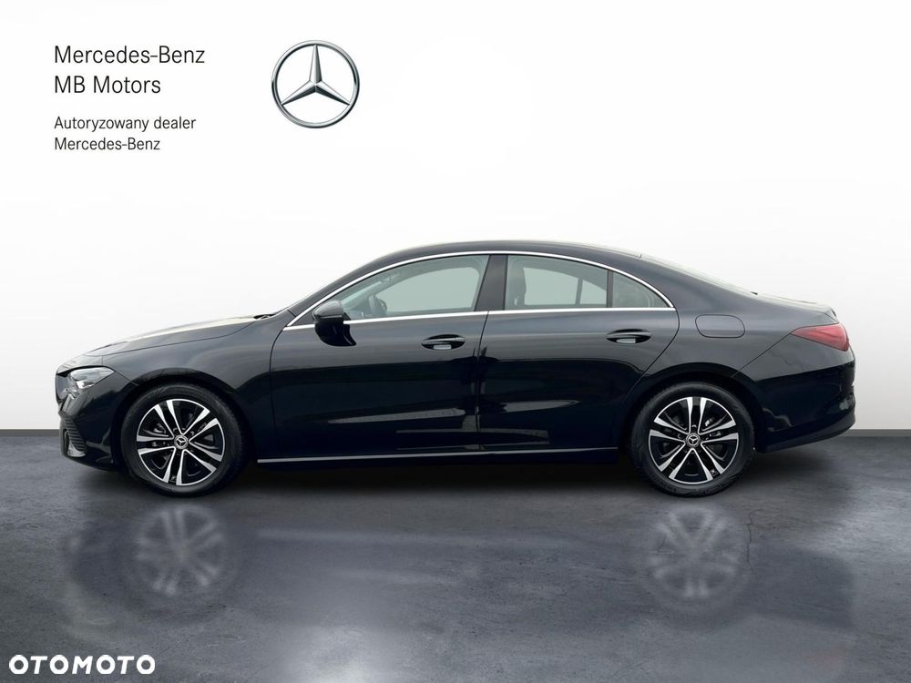 Mercedes-Benz CLA 200 7G-DCT - 3