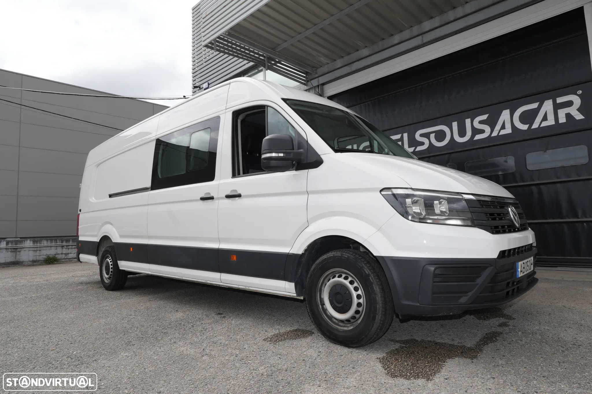 VW Crafter 7Lugares Maxi Longa 2.0TDI 180cv - 1
