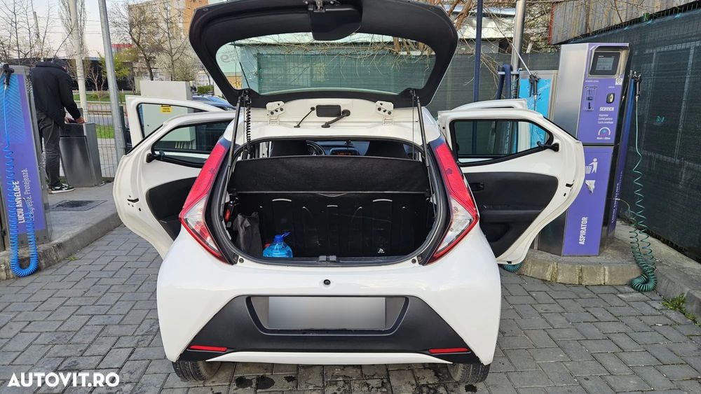 Toyota Aygo 1.0 VVY-I 5 usi X - 3
